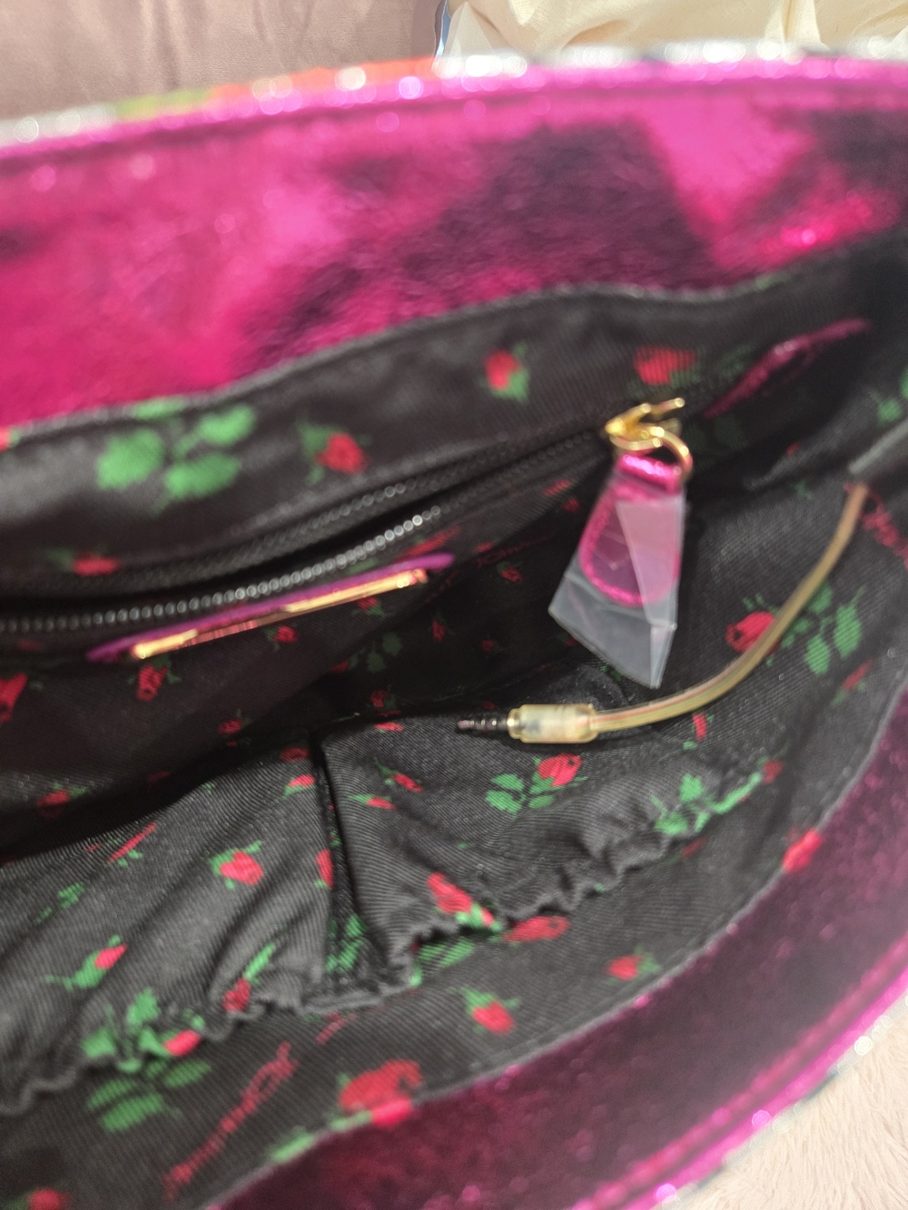 Betsey Johnson Pink Floral Rotary Phone Crossbody Bag - Picture 6 of 6